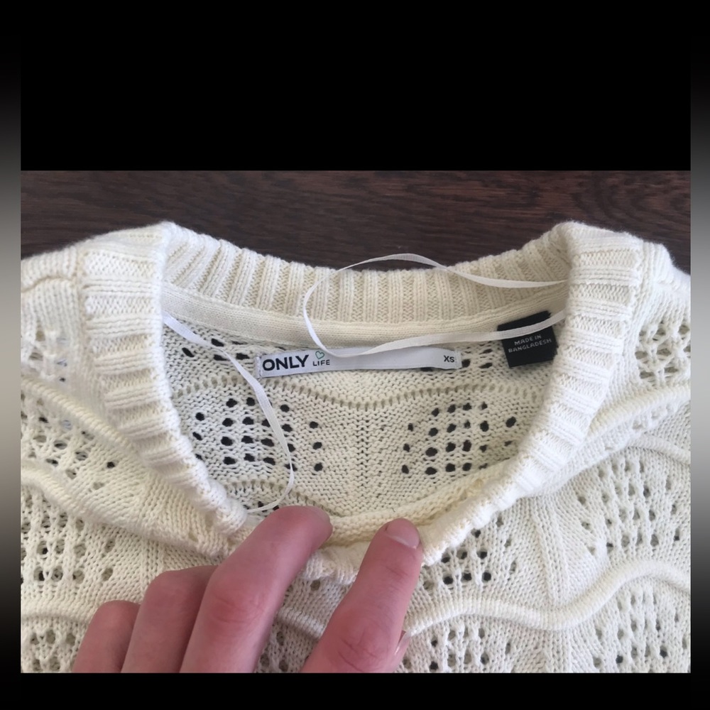 ONLY cream embroidered sweater NWOT